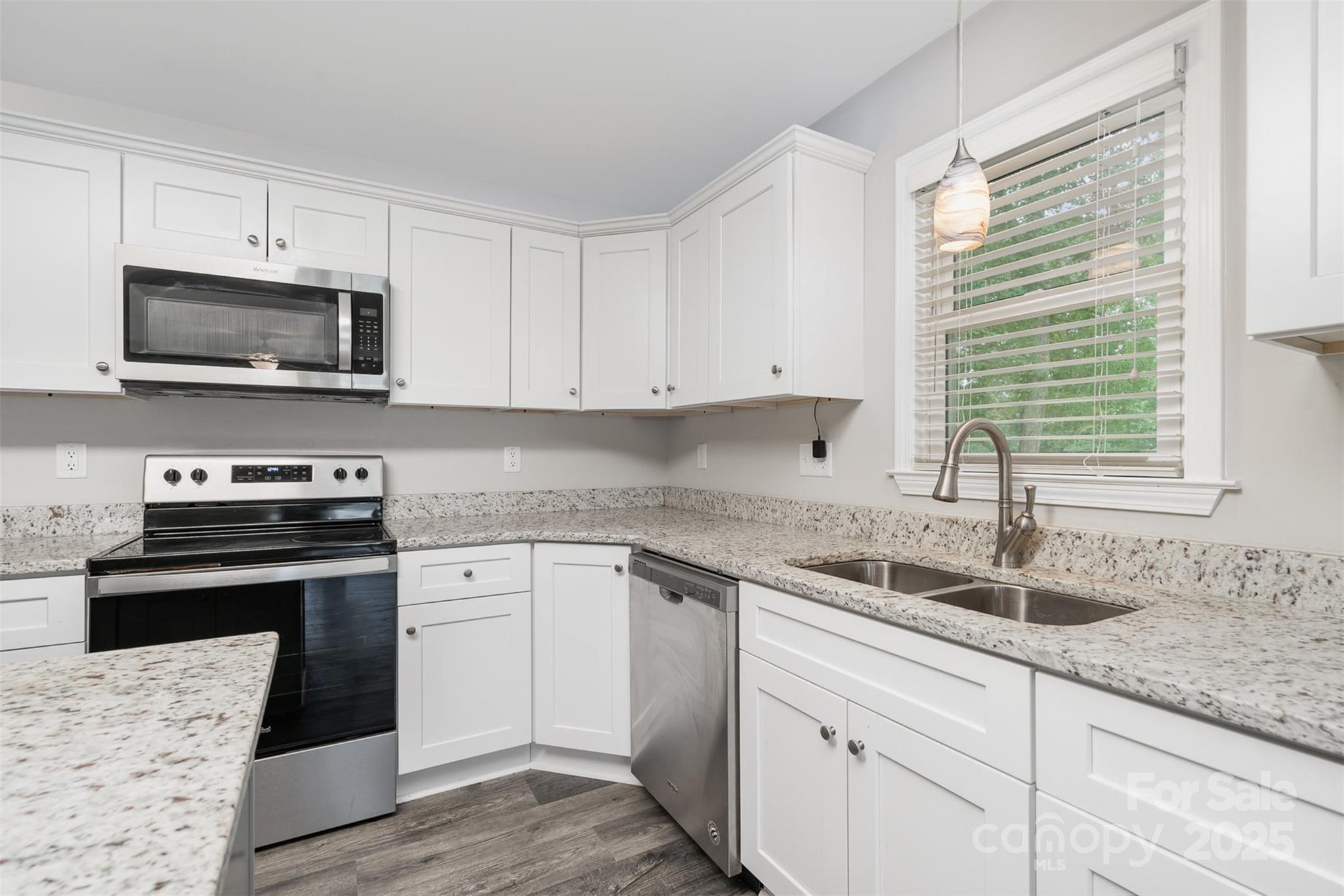 8107 Smith Road Kannapolis, NC 28081 - Photo 7 of 28