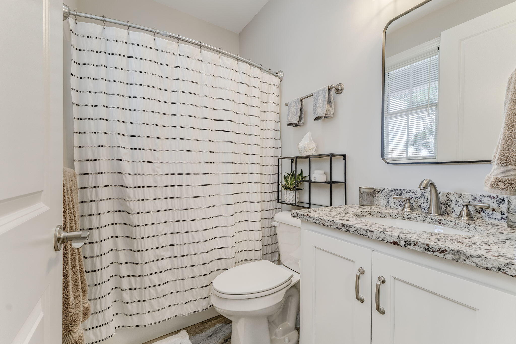 320 Kempton Lane, Unit 2 Dalton, GA 30721 - Photo 39 of 51 12-web-or-mls-DSC09769_70_71