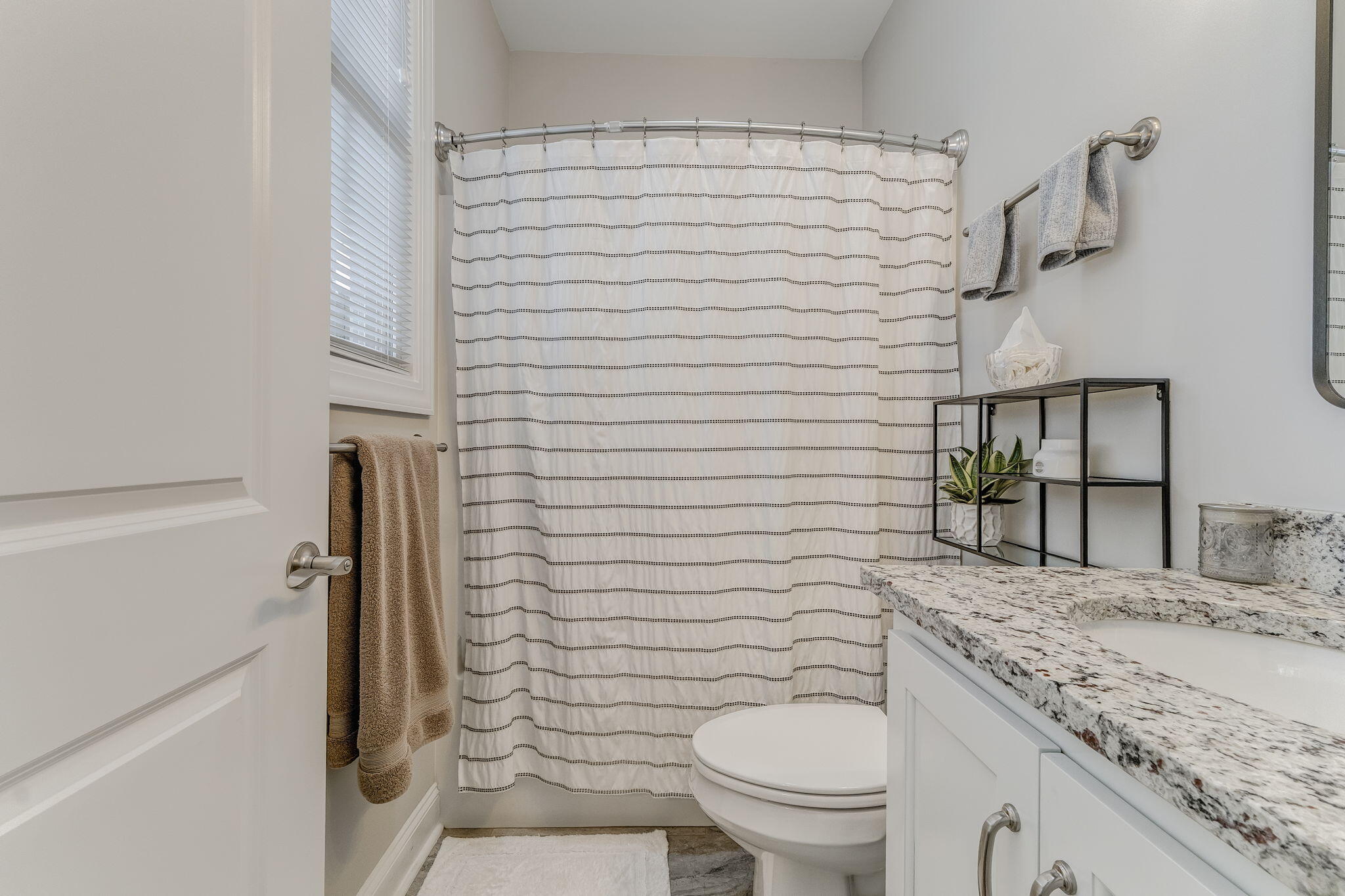 320 Kempton Lane, Unit 2 Dalton, GA 30721 - Photo 40 of 51 13-web-or-mls-DSC09772_3_4