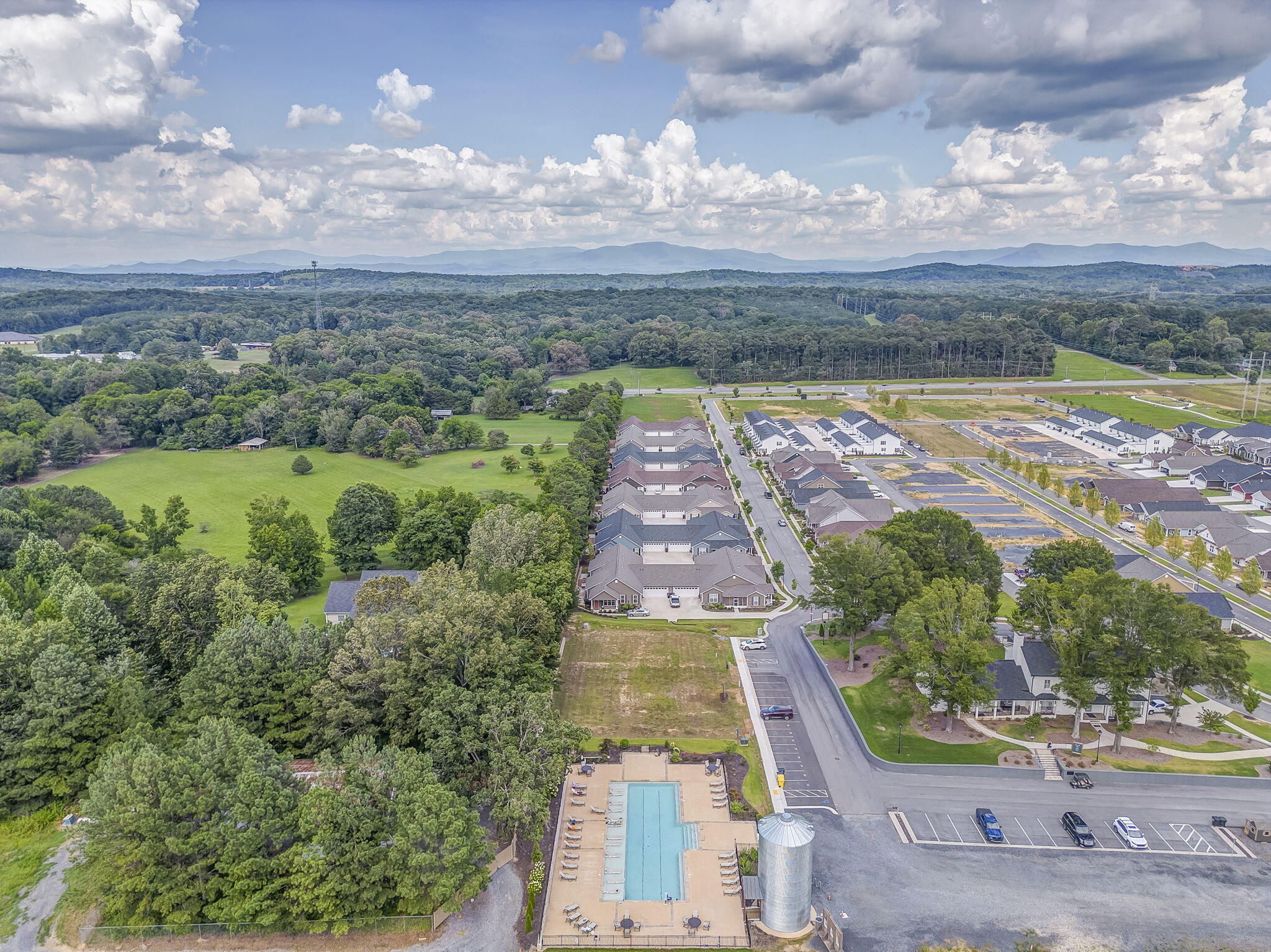 320 Kempton Lane, Unit 2 Dalton, GA 30721 - Photo 50 of 51 7-web-or-mls-DJI_0071_2_3