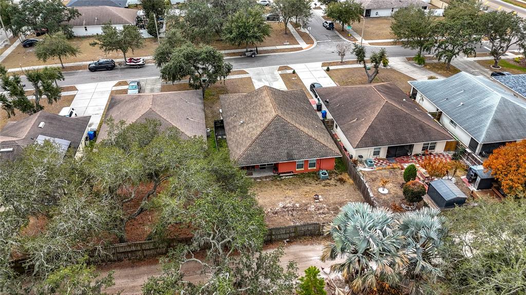 11112 Hidden Breeze Drive Wimauma, FL 33598 - Photo 36 of 41