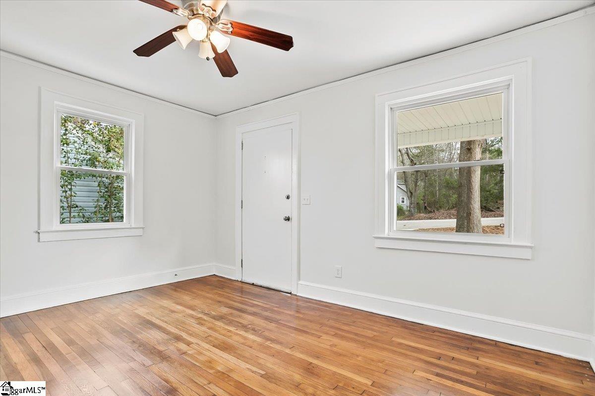 36 Skyland Drive Greenville, SC 29607 - Photo 8 of 29