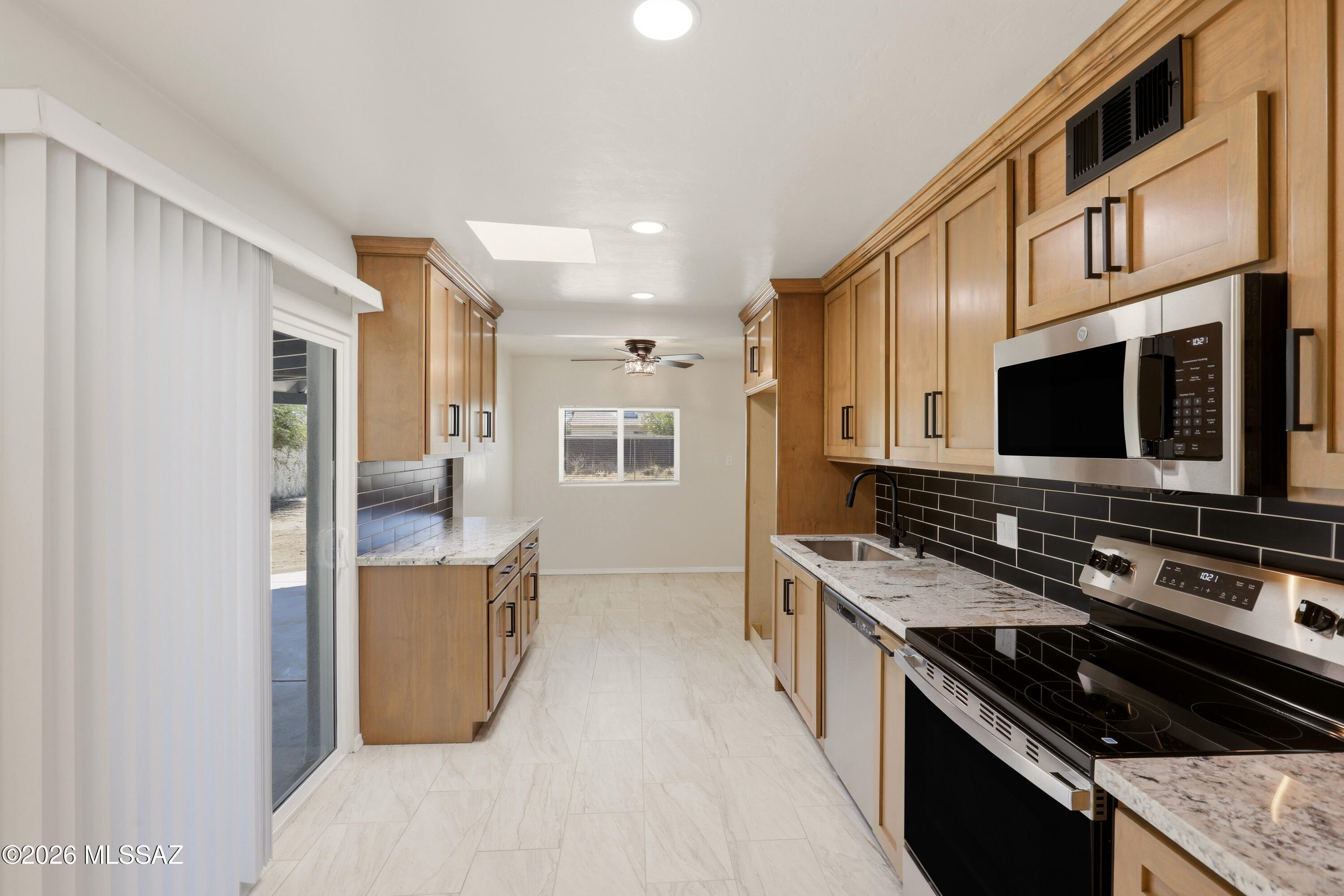 2111 South Miramonte Stravenue Tucson, AZ 85713 - Photo 21 of 34 19. Kitchen 1