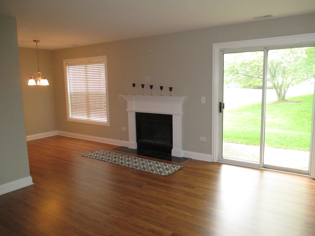 35 Foxcroft Road, Unit 115 Naperville, IL 60565 - Photo 3 of 21