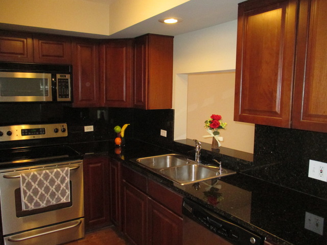 35 Foxcroft Road, Unit 115 Naperville, IL 60565 - Photo 7 of 21