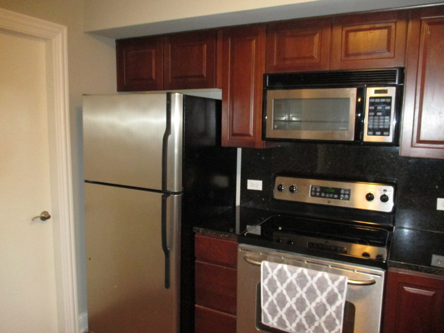 35 Foxcroft Road, Unit 115 Naperville, IL 60565 - Photo 9 of 21