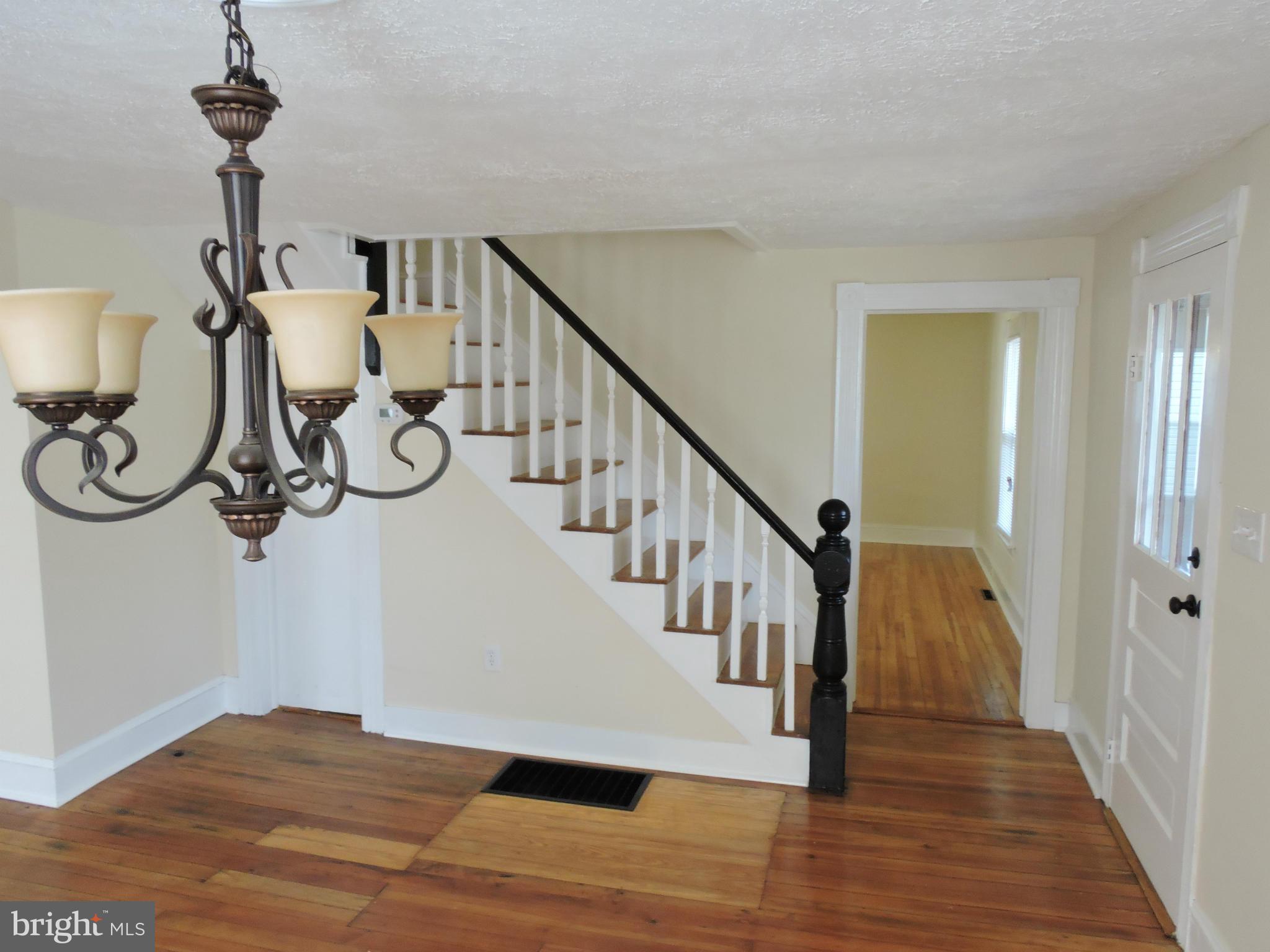 108 West 5th Avenue Ranson, WV 25438 - Photo 11 of 26 Living Room