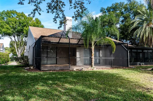 $355,900 | 5530 Salem Square Drive North, Palm Harbor, FL 34685