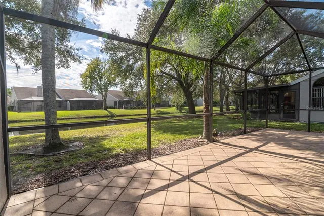 $355,900 | 5530 Salem Square Drive North, Palm Harbor, FL 34685