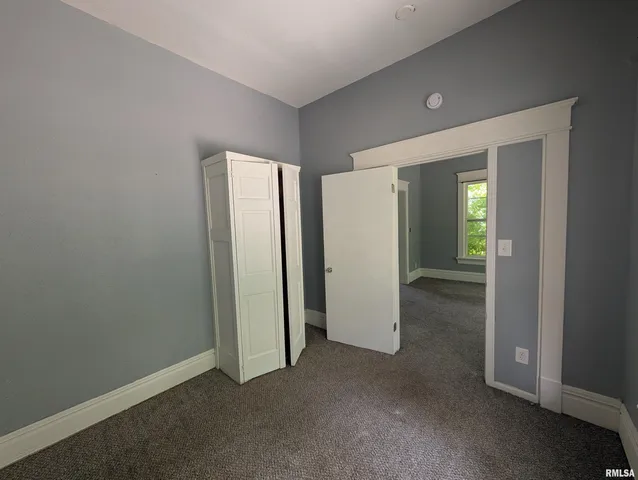 $95,000 | 2833 8th Avenue, Rock Island, IL 61201