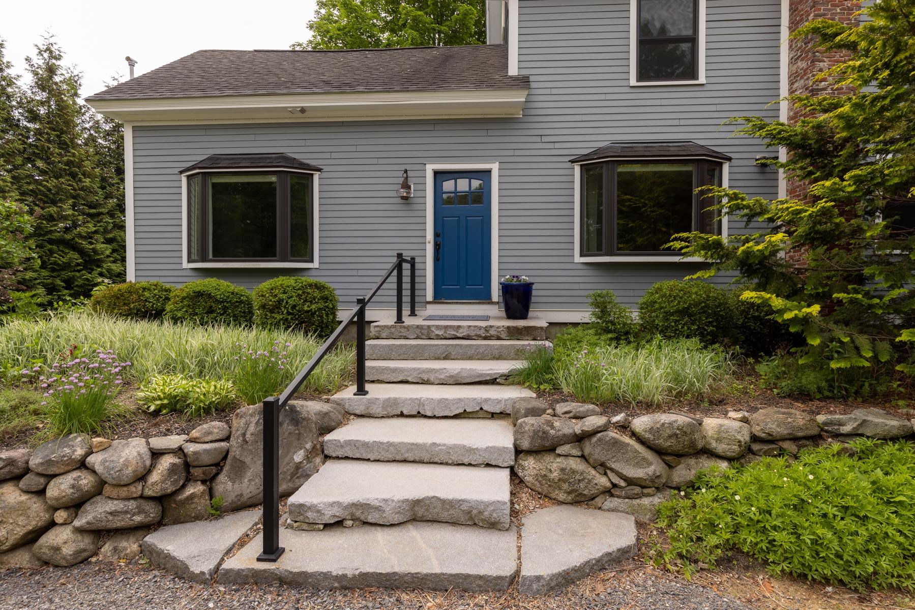 9 Mallego Road Barrington, NH 03825 - Photo 2 of 40