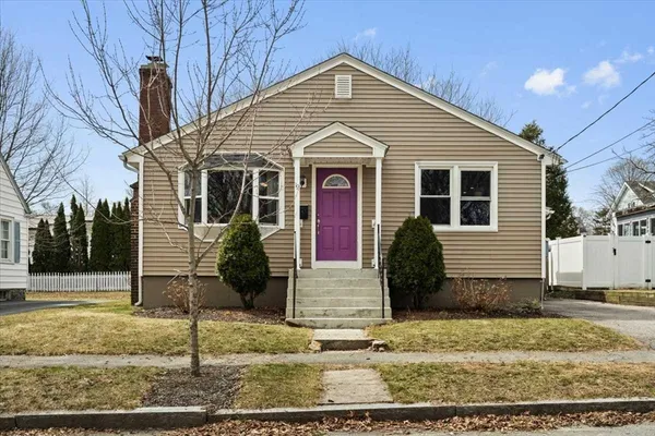 $409,900 | 19 Rowena Street, Worcester, MA 01606