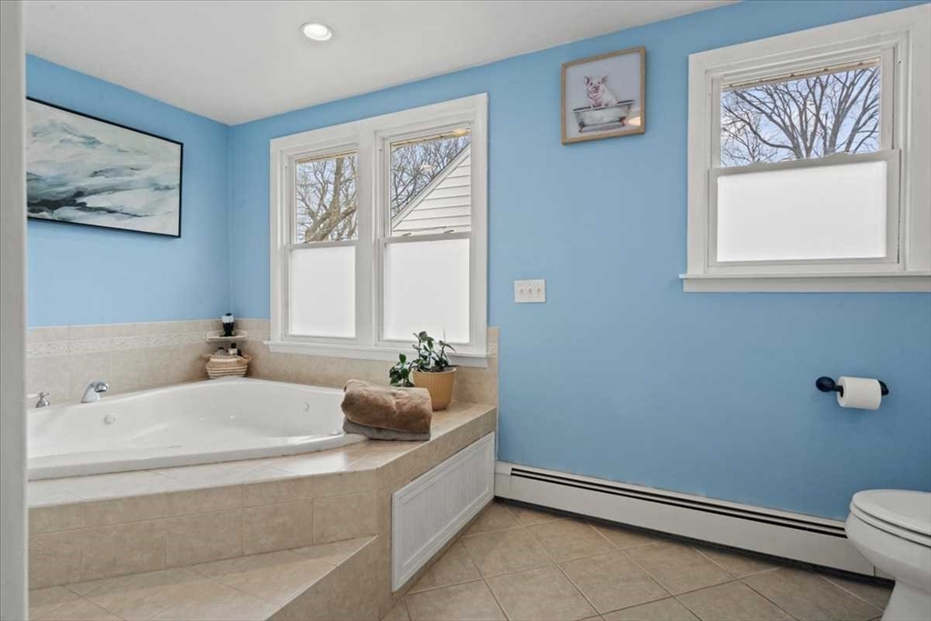 19 Rowena Street Worcester, MA 01606 - Photo 27 of 41