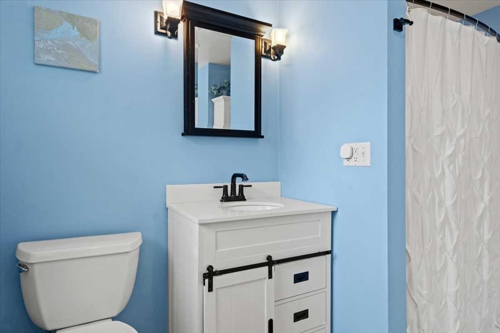 19 Rowena Street Worcester, MA 01606 - Photo 29 of 41