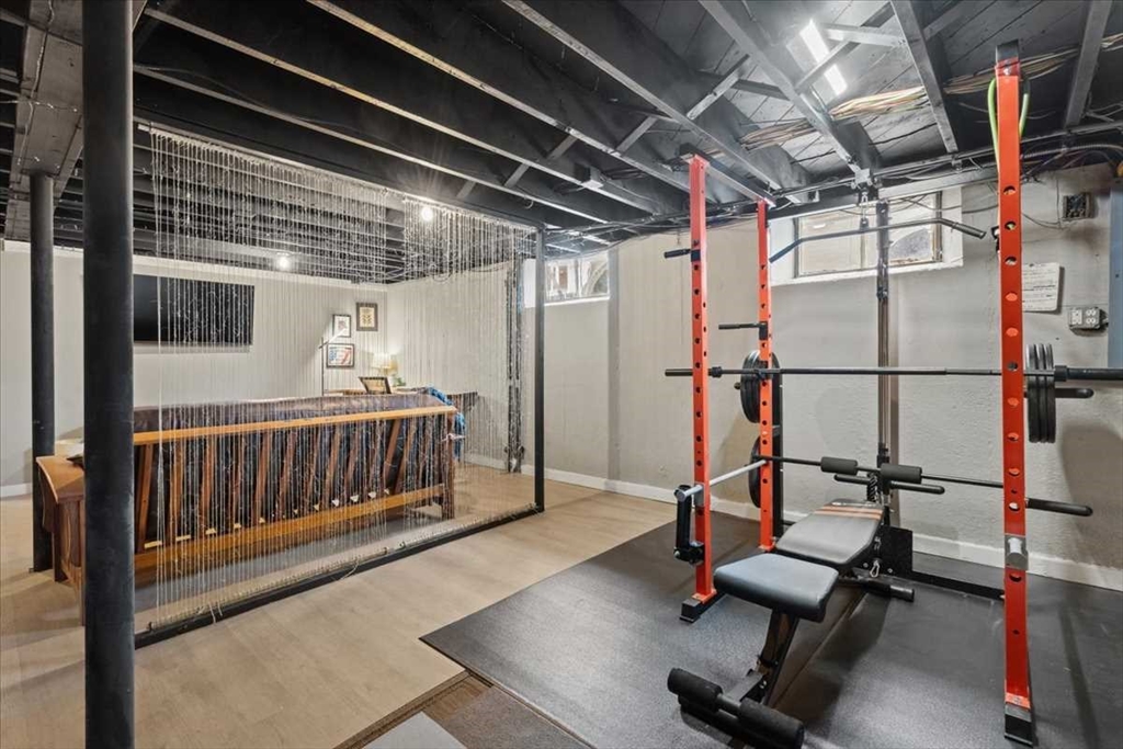 19 Rowena Street Worcester, MA 01606 - Photo 33 of 41