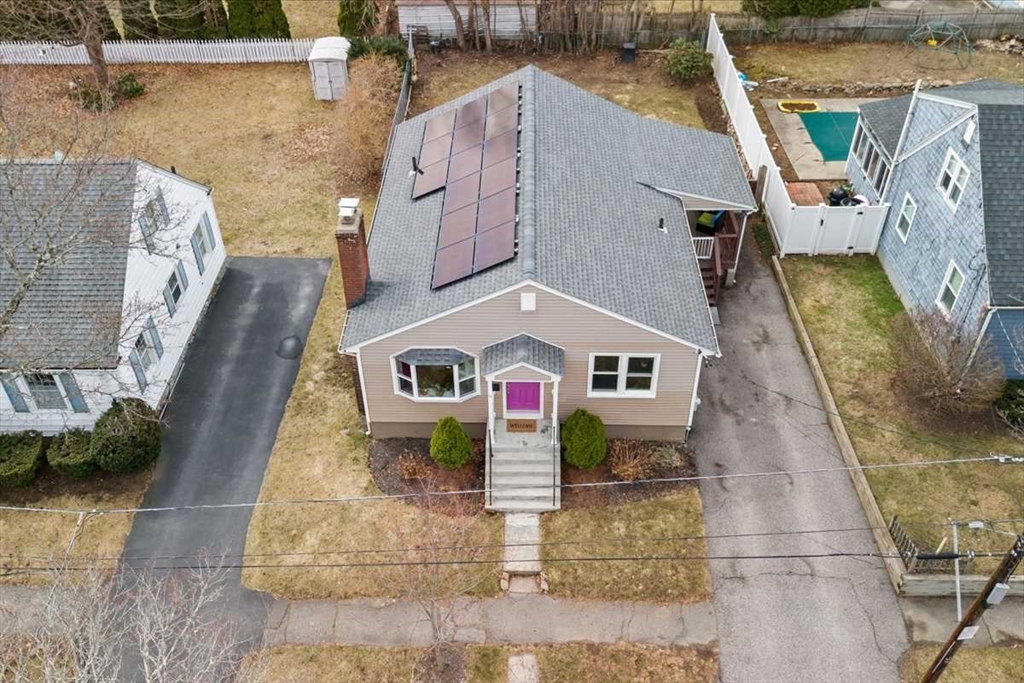 19 Rowena Street Worcester, MA 01606 - Photo 6 of 41