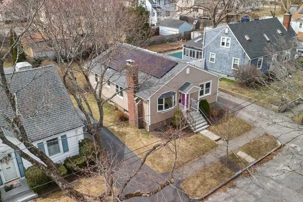 $409,900 | 19 Rowena Street, Worcester, MA 01606