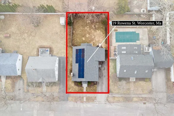 $409,900 | 19 Rowena Street, Worcester, MA 01606