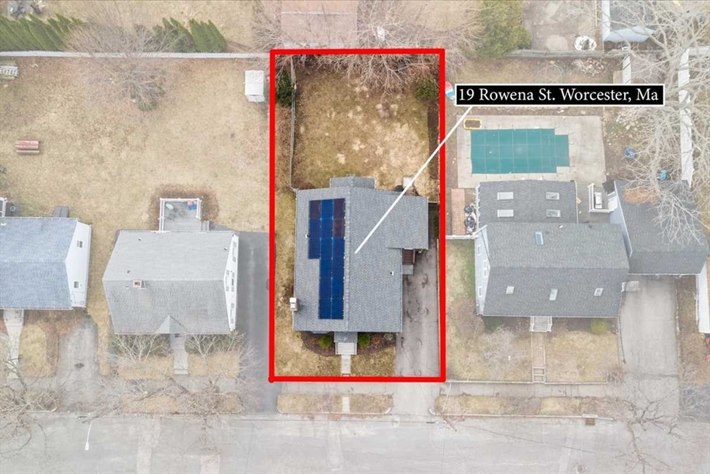 19 Rowena Street Worcester, MA 01606 - Photo 9 of 41