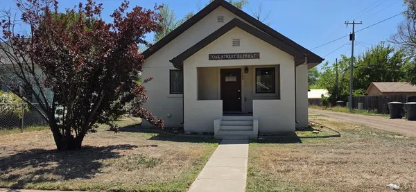 $215,000 | 406 East Oak Street, Lamar, CO 81052