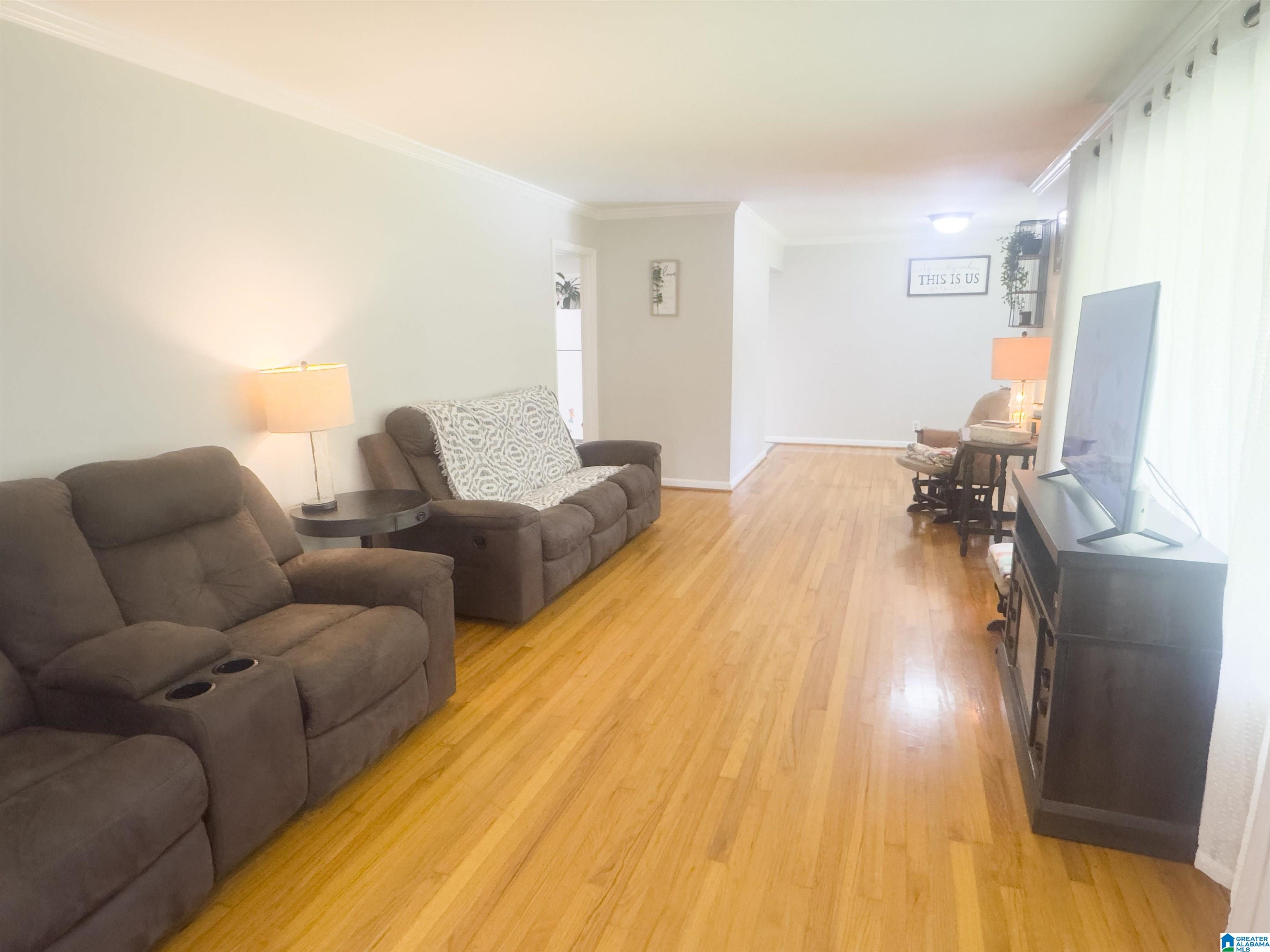 803 3rd Street Clanton, AL 35045 - Photo 3 of 14