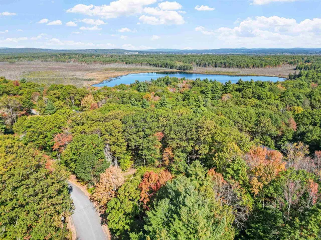 $590,000 | 6 Surrey Drive, Bow, NH 03304