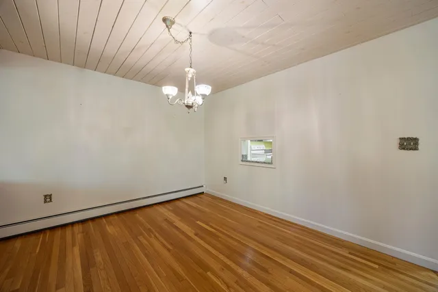 $590,000 | 6 Surrey Drive, Bow, NH 03304