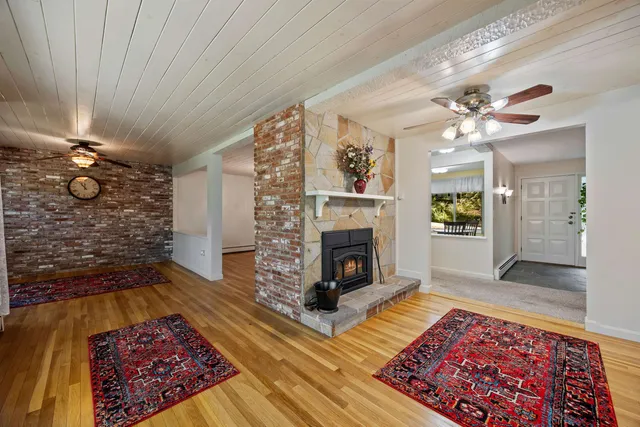 $590,000 | 6 Surrey Drive, Bow, NH 03304