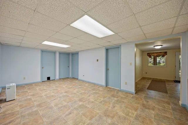 $590,000 | 6 Surrey Drive, Bow, NH 03304