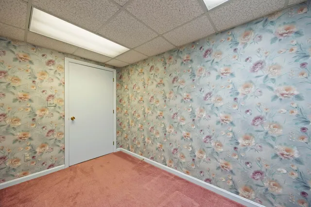 $590,000 | 6 Surrey Drive, Bow, NH 03304