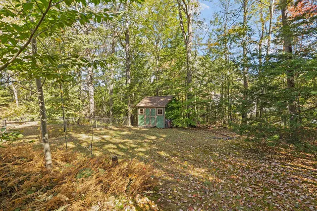 $590,000 | 6 Surrey Drive, Bow, NH 03304