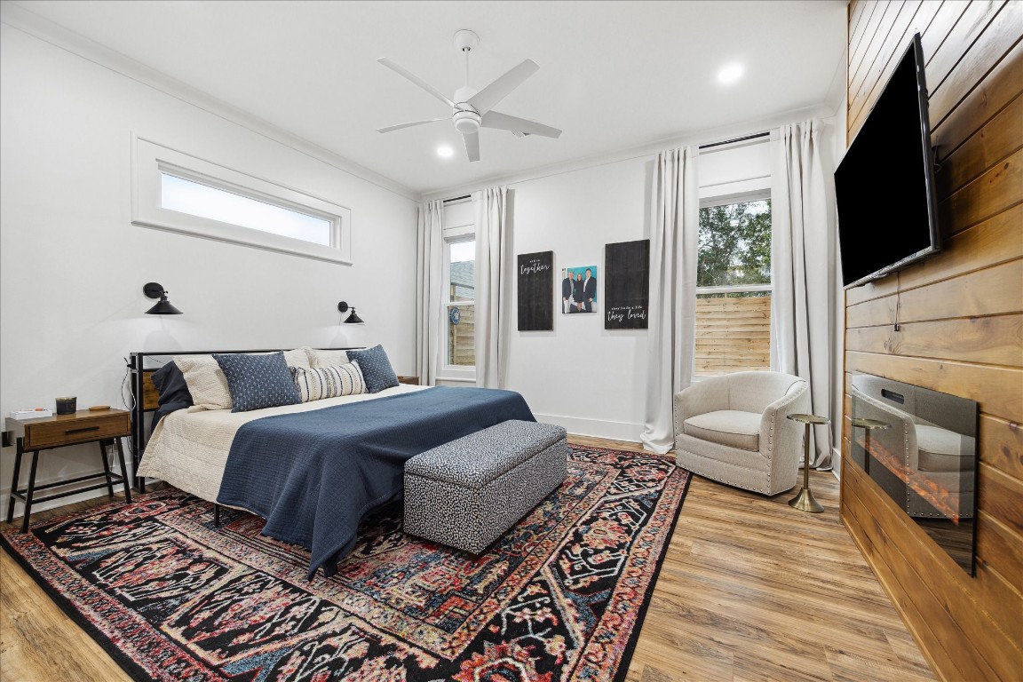 1121 Key Street Houston, TX 77009 - Photo 13 of 33 Primary bedroom with electric fireplace.