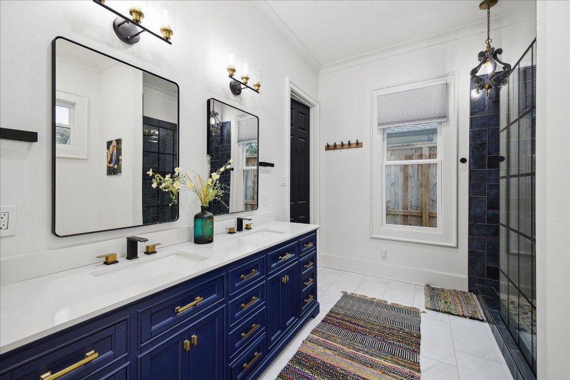 1121 Key Street Houston, TX 77009 - Photo 16 of 33 Stunning dual sink vanity.