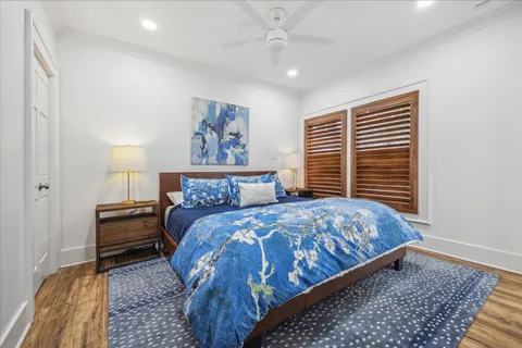 $855,000 | 1121 Key Street, Houston, TX 77009