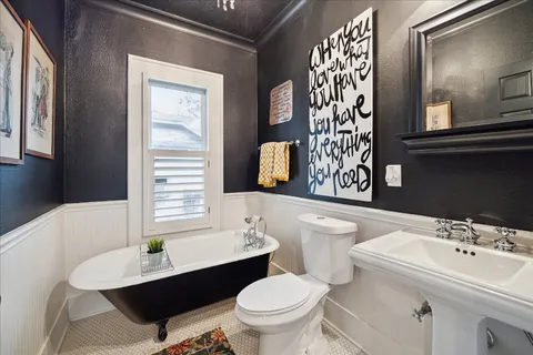 $849,000 | 1121 Key Street, Houston, TX 77009