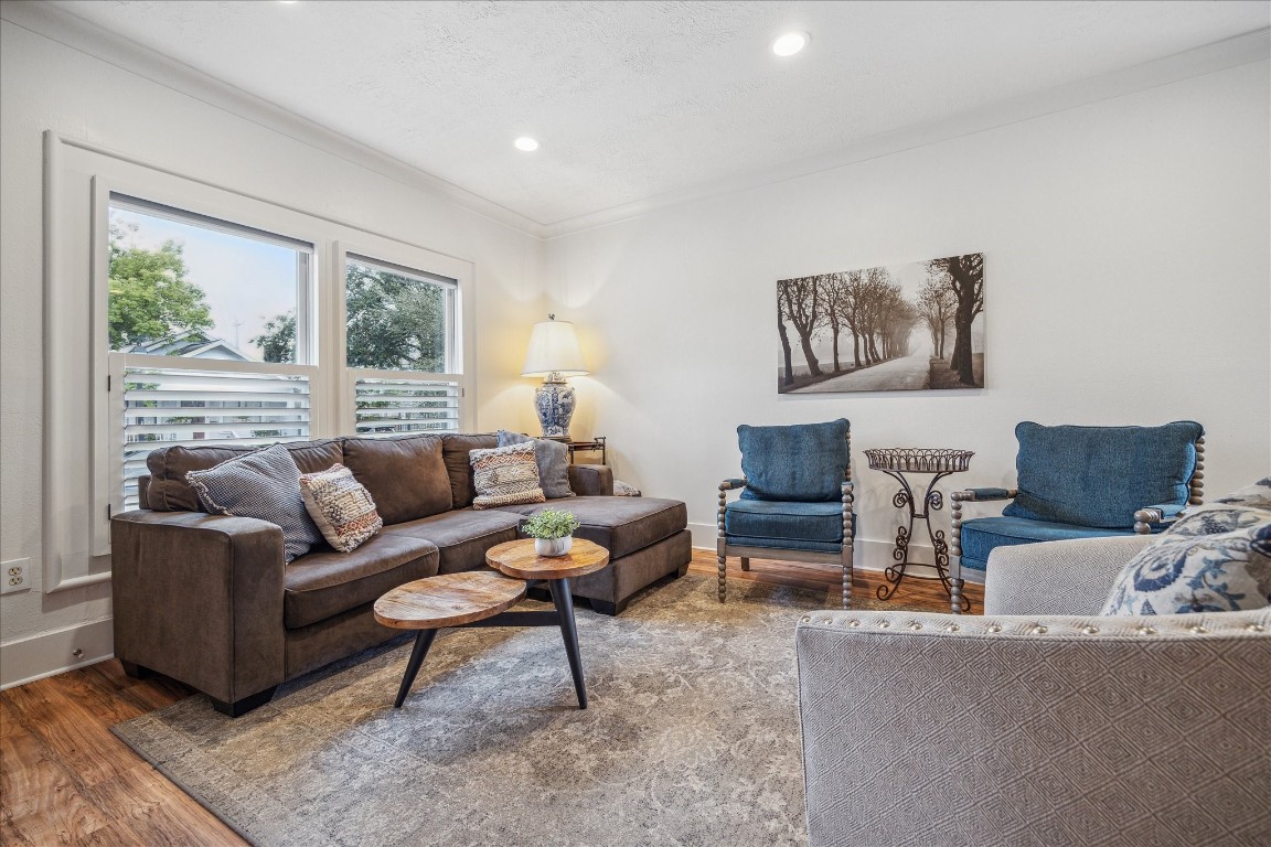 1121 Key Street Houston, TX 77009 - Photo 3 of 33