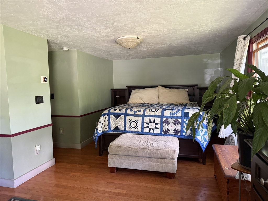 142 Jamieson Road Holden, MA 01520 - Photo 19 of 28 Gallery Image 19