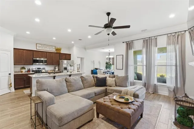 $243,500 | 1800 Poeyfarre Drive, Lake Charles, LA 70611