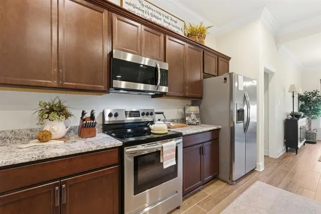 $243,500 | 1800 Poeyfarre Drive, Lake Charles, LA 70611