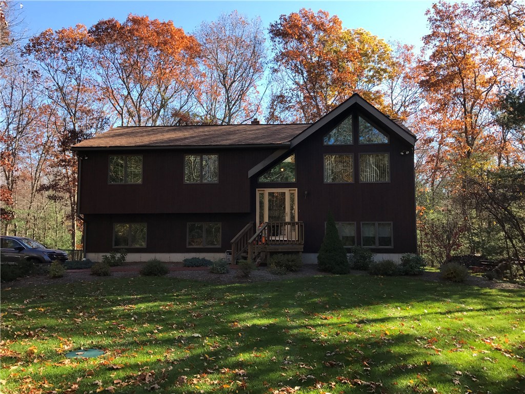 752 Hammet Road Coventry, RI 02816 - Photo 1 of 22