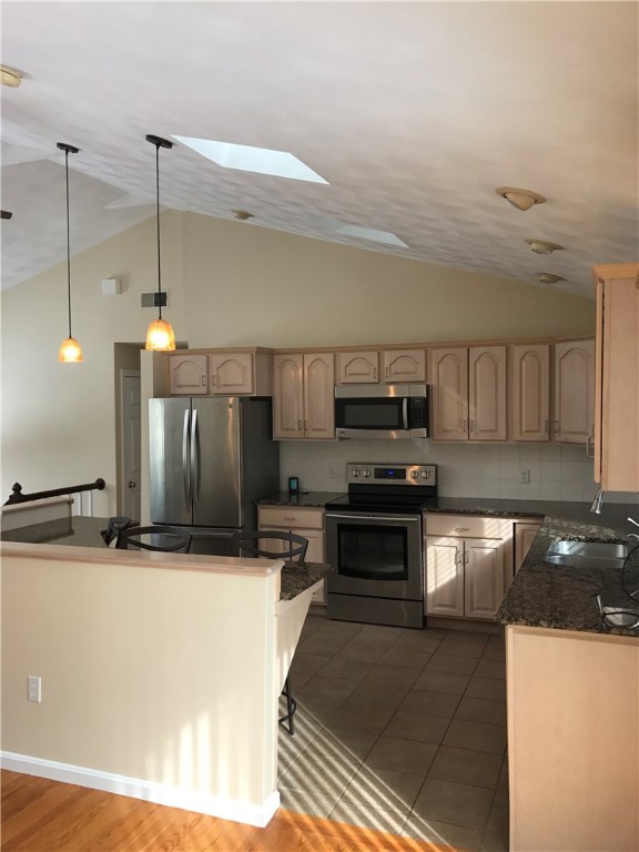 752 Hammet Road Coventry, RI 02816 - Photo 12 of 22 Stainless appliances and an Island