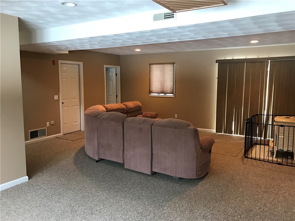 752 Hammet Road Coventry, RI 02816 - Photo 21 of 22