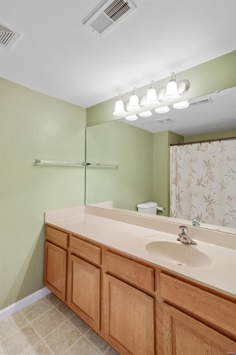 9715 Crayford Road, Unit 3A St. Louis, MO 63123 - Photo 18 of 24