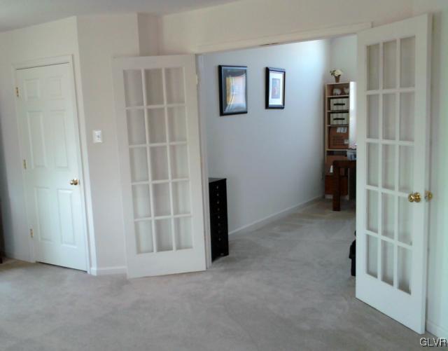 30 Lower Way Road Easton, PA 18045 - Photo 13 of 24 Sitting area in Master Bedroom