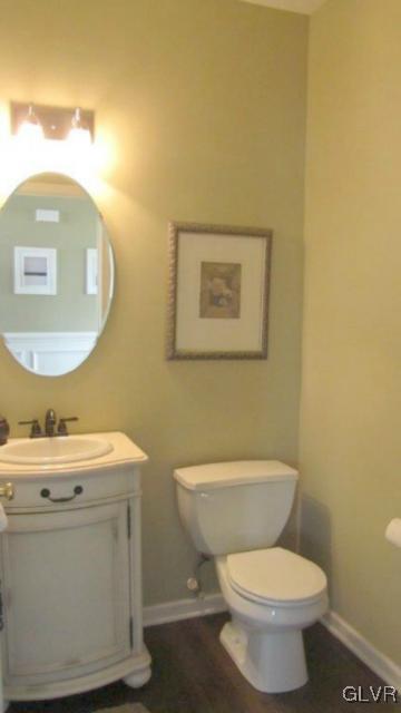 30 Lower Way Road Easton, PA 18045 - Photo 10 of 24 First Floor Powder Room