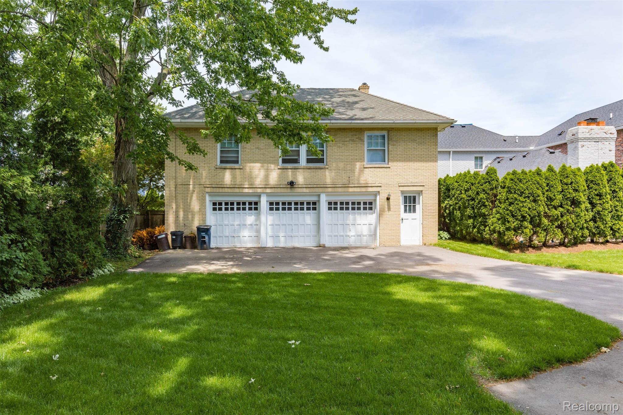 285 Washington Road Grosse Pointe, MI 48230 - Photo 78 of 81 large-5.jpg