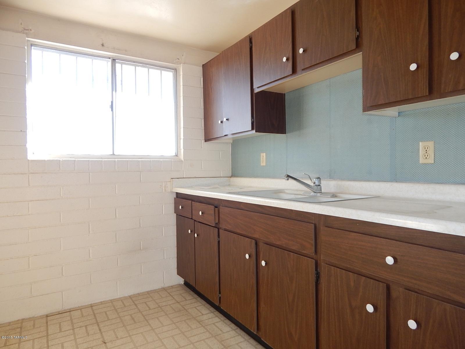 210 West Bilby Road Tucson, AZ 85706 - Photo 3 of 14 Gallery Image 3