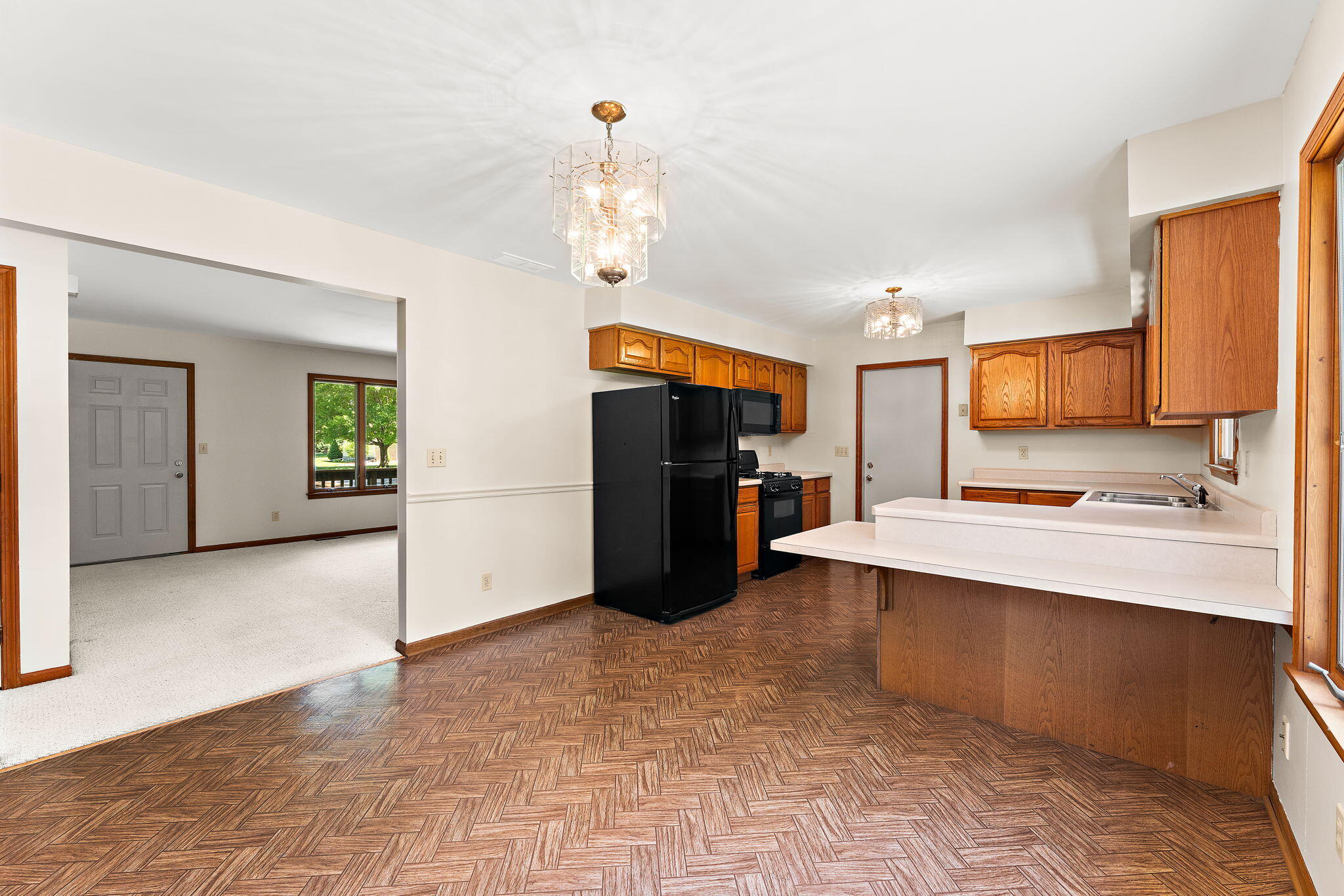 9082 Estates Drive Demotte, IN 46310 - Photo 11 of 20 2048x1365