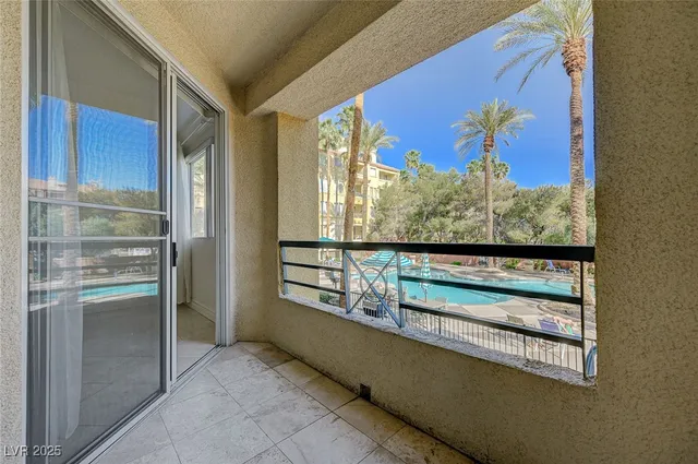 $309,000 | 210 East Flamingo Road, Unit 105, Las Vegas, NV 89169