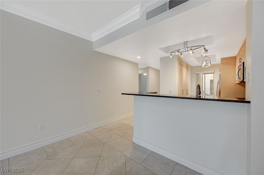 210 East Flamingo Road, Unit 105 Las Vegas, NV 89169 - Photo 4 of 37